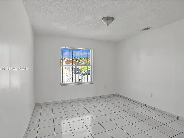 11854 SW 210th St — Photo 21