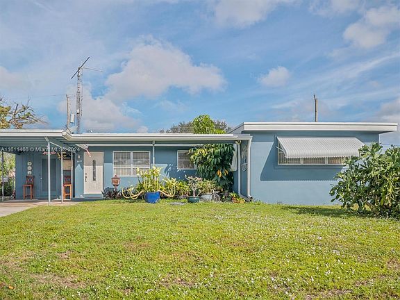 2nd image of 3633 SW 23rd Ct