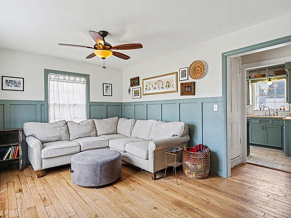 4th image of 3008 Dawes Rd