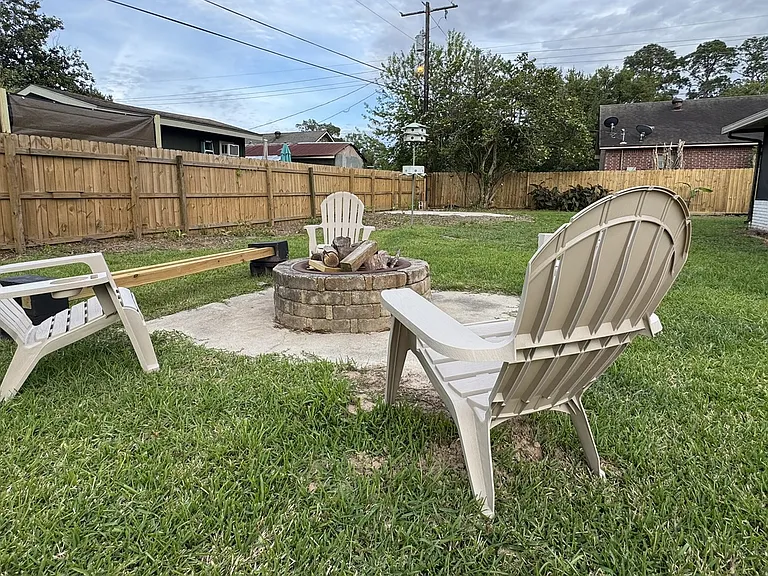 214 Sunny Ln — Photo 36