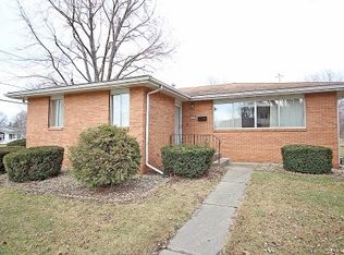 2198 N Dennis Ave, Decatur, IL 62526