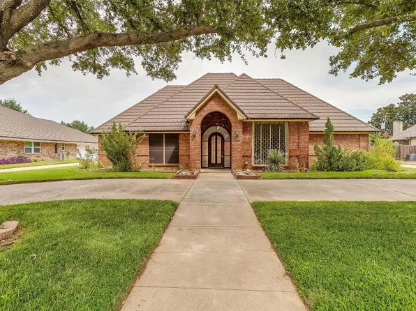 3911 Windview Dr, Colleyville, TX 76034