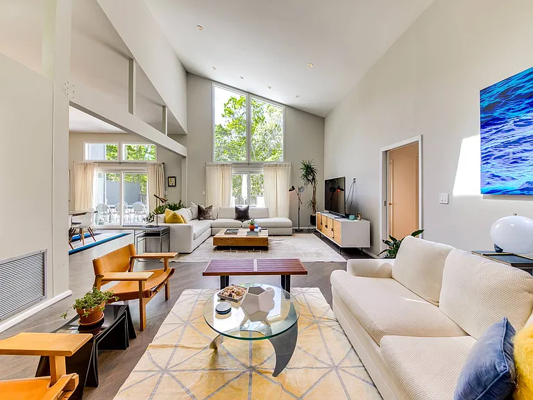 15 Karin Dr — Photo 13