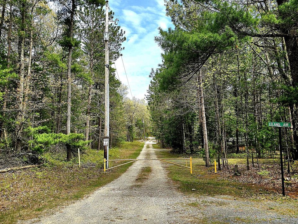 1st image of Topping Ave