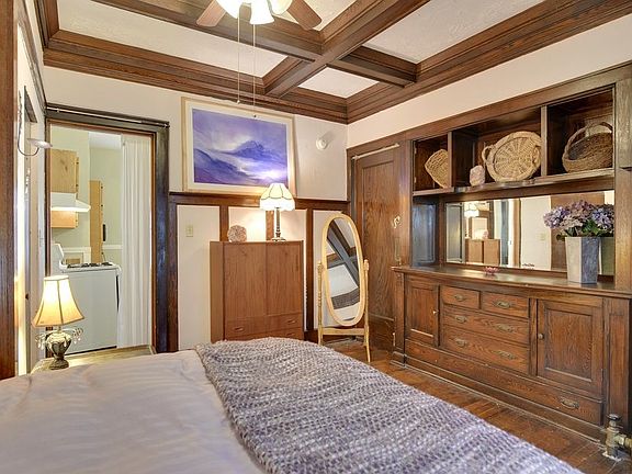 bed room