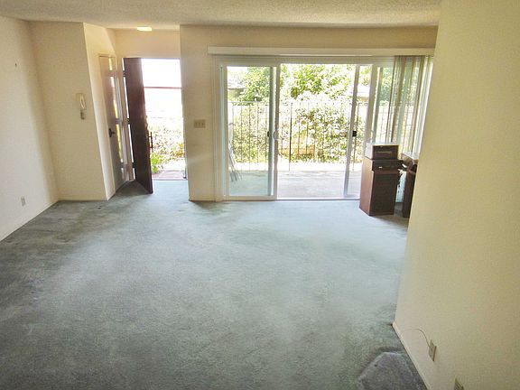 3rd image of 1306 New Ave APT D