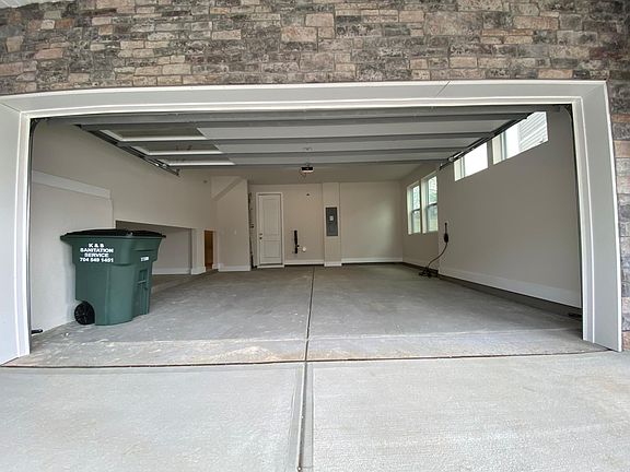 2 Car Garage