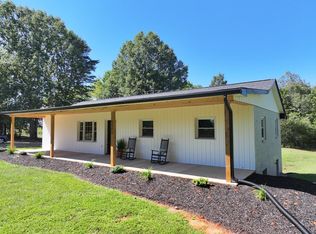 1553 Hubbard Rd, Long Island, VA 24569