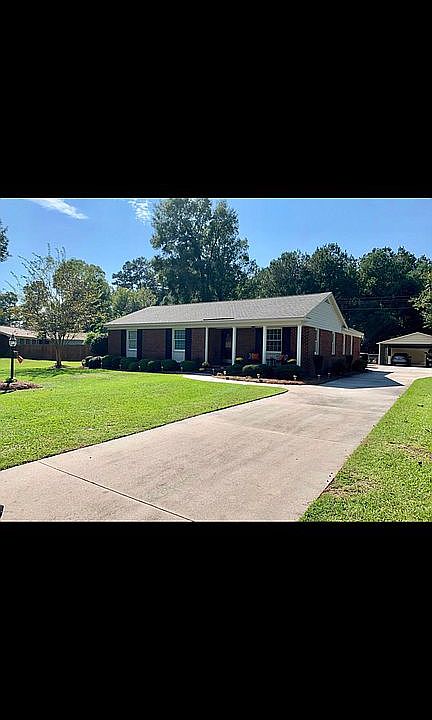 1st image of 345 Central Dr