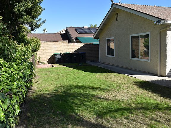3rd image of 25245 York Cir