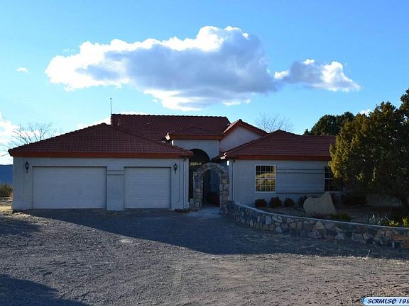2nd image of 39 Fuller Dr