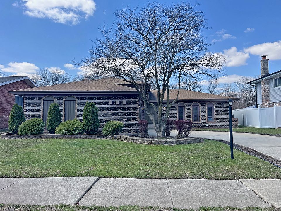 1st image of 22226 Scott Dr