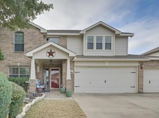 625 Bent Oak Dr, Fort Worth, TX 76131