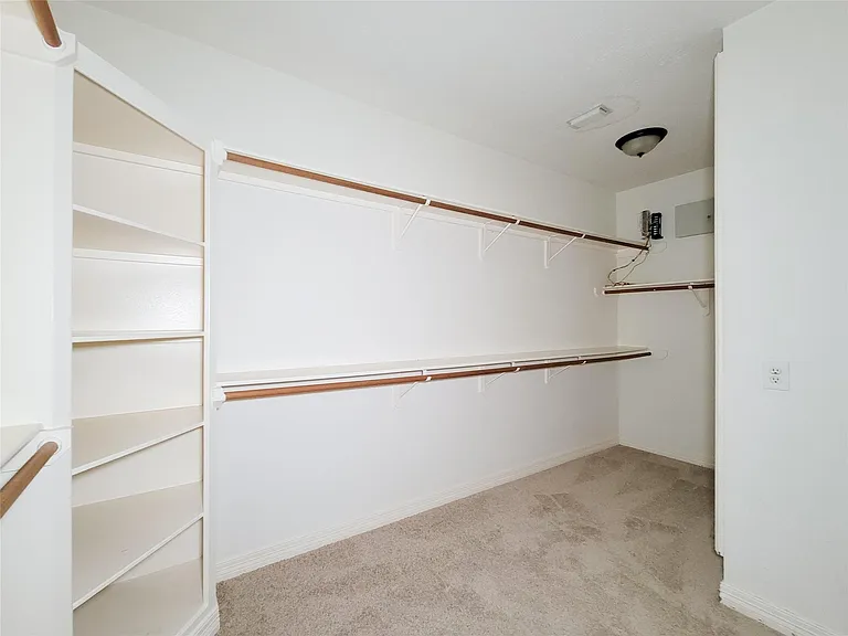 914 Ivory Ridge Ln — Photo 31
