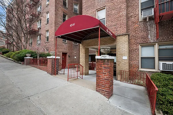 67-25 Clyde Street #6N in Forest Hills, Queens | StreetEasy