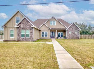 2039 Ceylon Rd, Pensacola, FL 32526