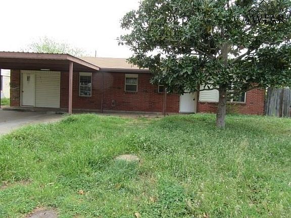 2nd image of 1411 Gunnison Dr