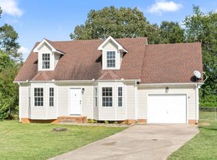 197 Oak Tree Dr, Oak Grove, KY 42262