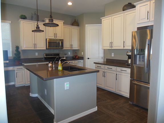2nd image of 20762 W Nelson Pl
