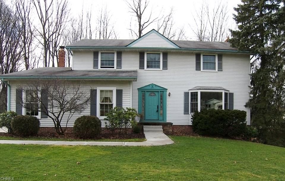 1st image of 32850 N Burr Oak Dr