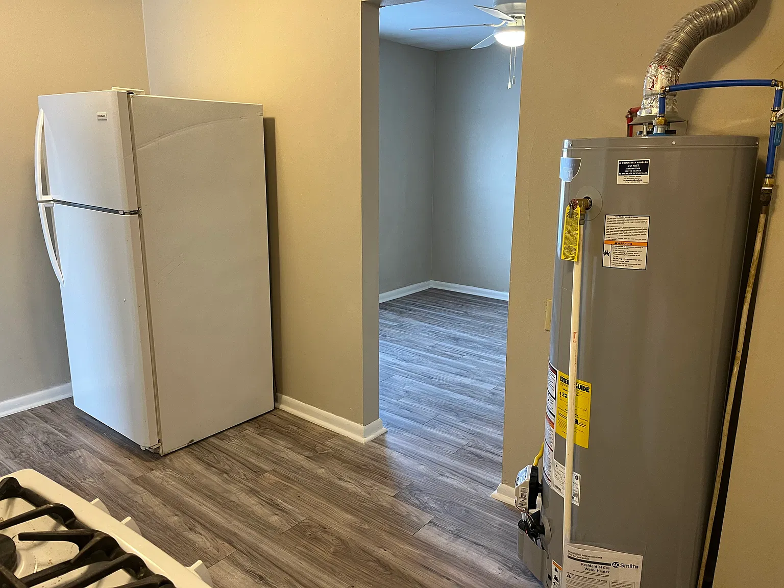 1 bed, 500 sqft, $850 — Photo 3