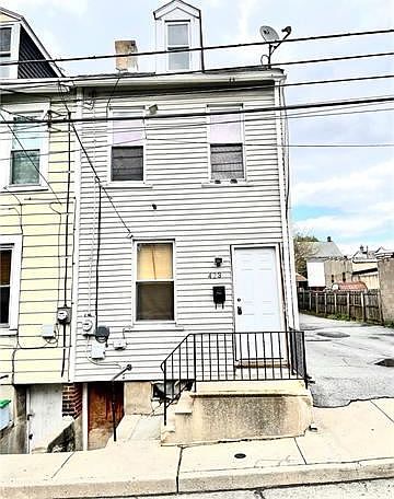 1st image of 423 N Howard St