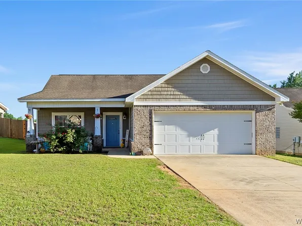15773 April Ln, Brookwood, AL 35444