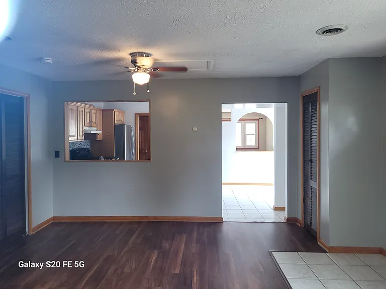 733 N Huntington St — Photo 6