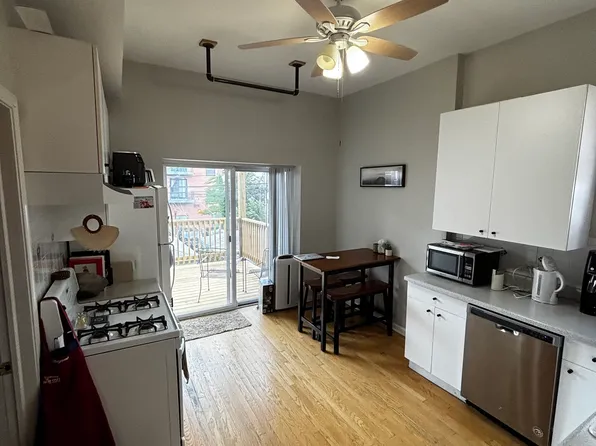 857 N Marshfield Ave #2, Chicago, IL 60622