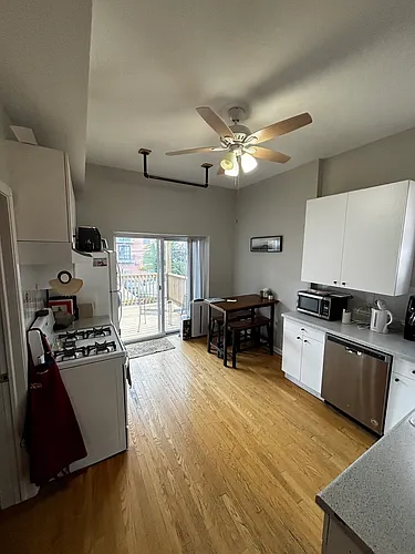 857 N Marshfield Ave #2 Photo 1