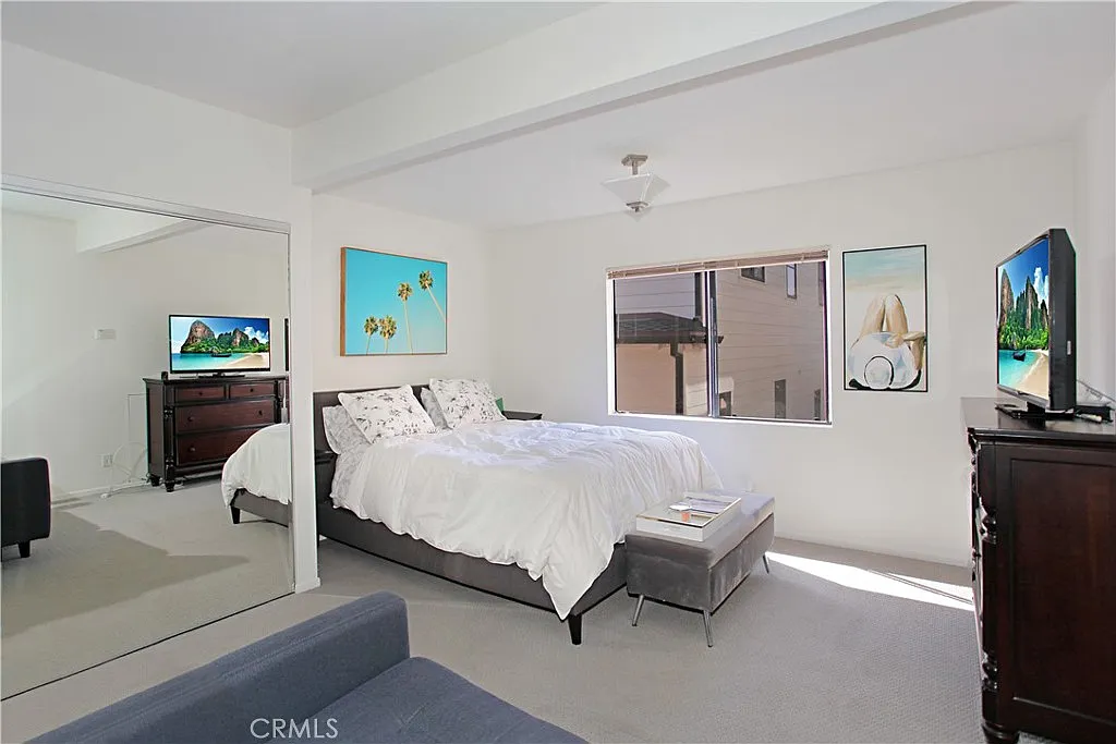 Studio, 600 sqft, $2,650 — Photo 2