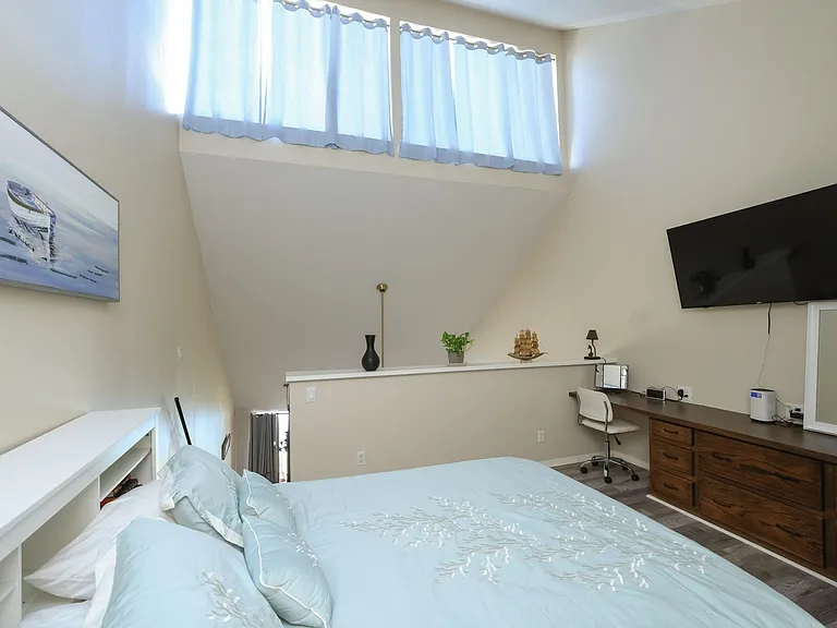 12600 Melville Dr #318B — Photo 16