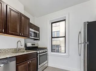 3252 33rd St APT E3, Astoria, NY 11106