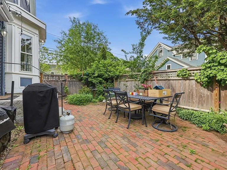 37 Marlboro St #37 — Photo 35