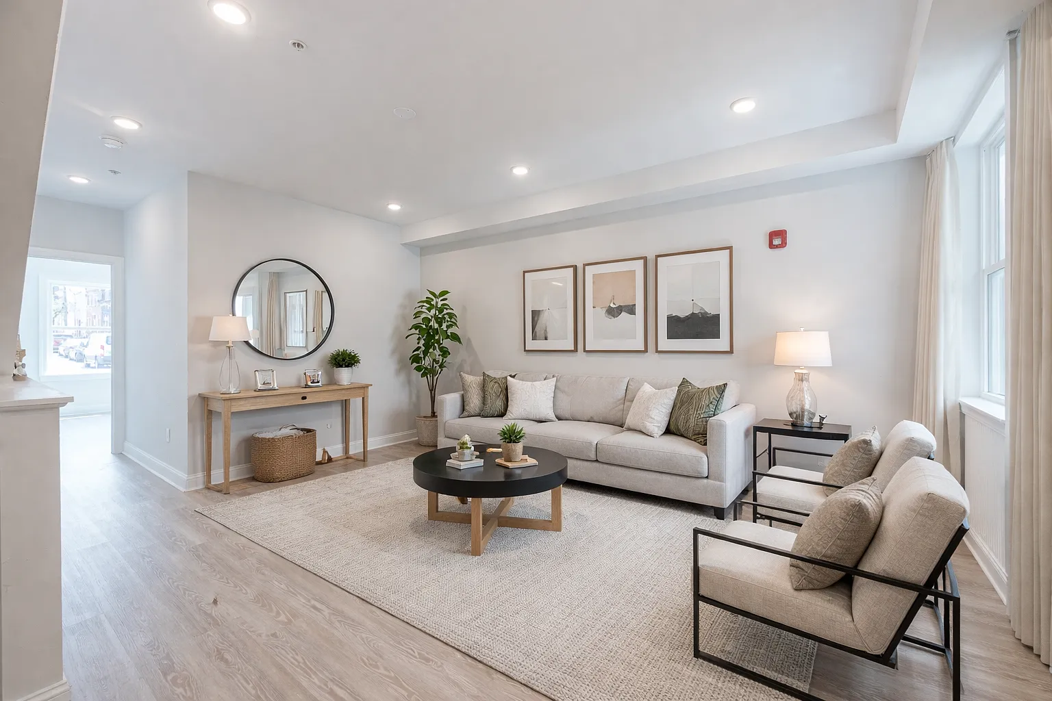 6 bed, 2700 sqft, $4,350 — Photo 1
