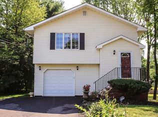 51 Ross Hall Blvd S, Piscataway, NJ 08854