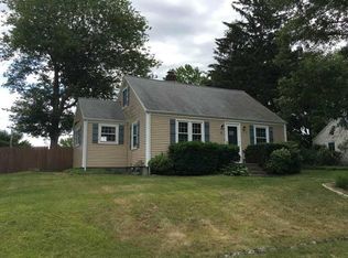 4 View Ave, Warwick, RI 02886