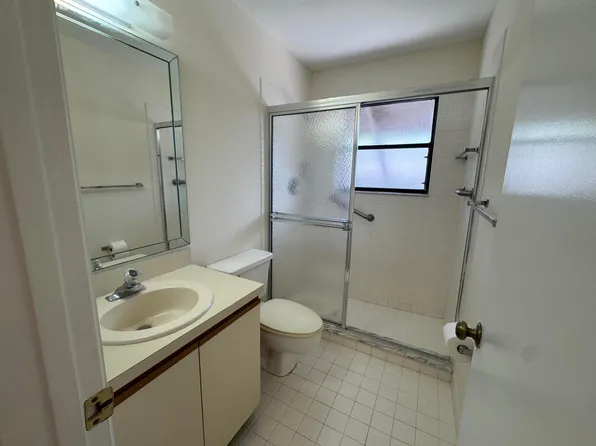 446 Knollwood Court, Royal Palm Beach, FL 33411