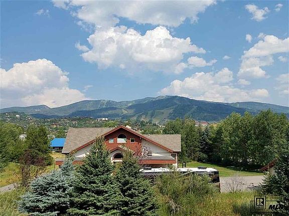 2nd image of 2080 Trollhaugen Ct #A207