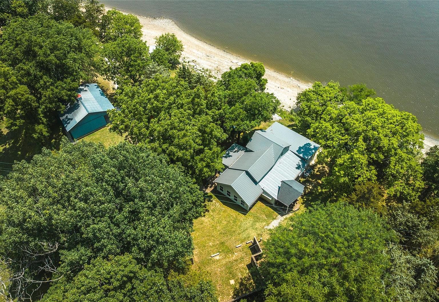 1 Golden Eagle Ferry Rd, Golden Eagle, IL 62036 Zillow