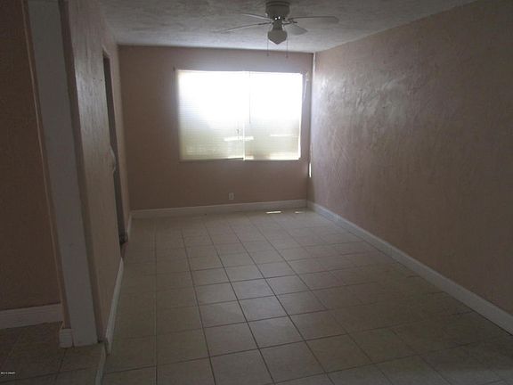 3rd image of 218 5th St