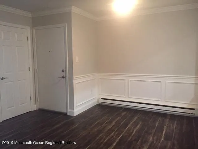 130 Amberly Dr #H — Photo 7