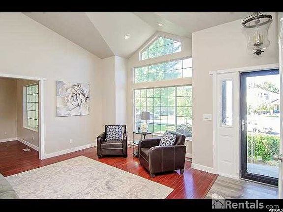 4th image of 2529 W Jordan Ct