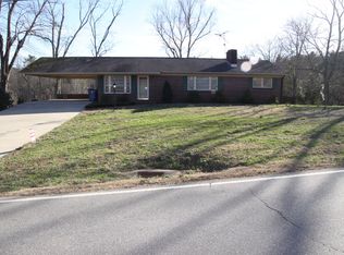 3191 Rocky Rd, Lenoir, NC 28645