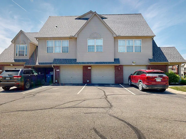 1376 Addington Ln — Photo 22