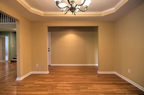 4th image of 143 Westin Parc #19