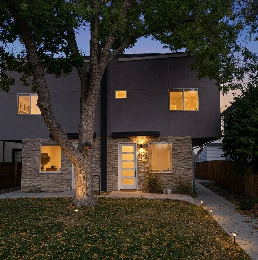 3 bed, 1252 sqft, $2,885 — Photo 1