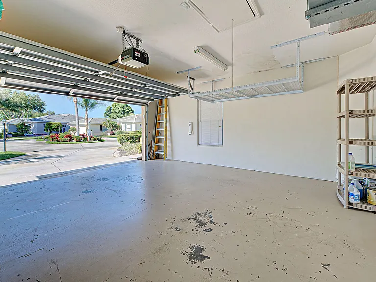 910 Bramley Ct #6 — Photo 40