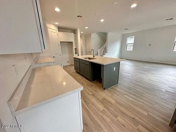 4th image of 9752 E Seismic Ave