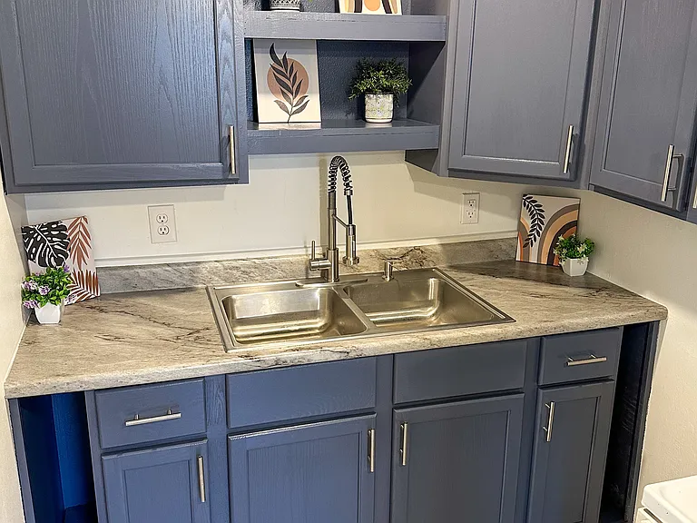2600 Kingman Blvd — Photo 30
